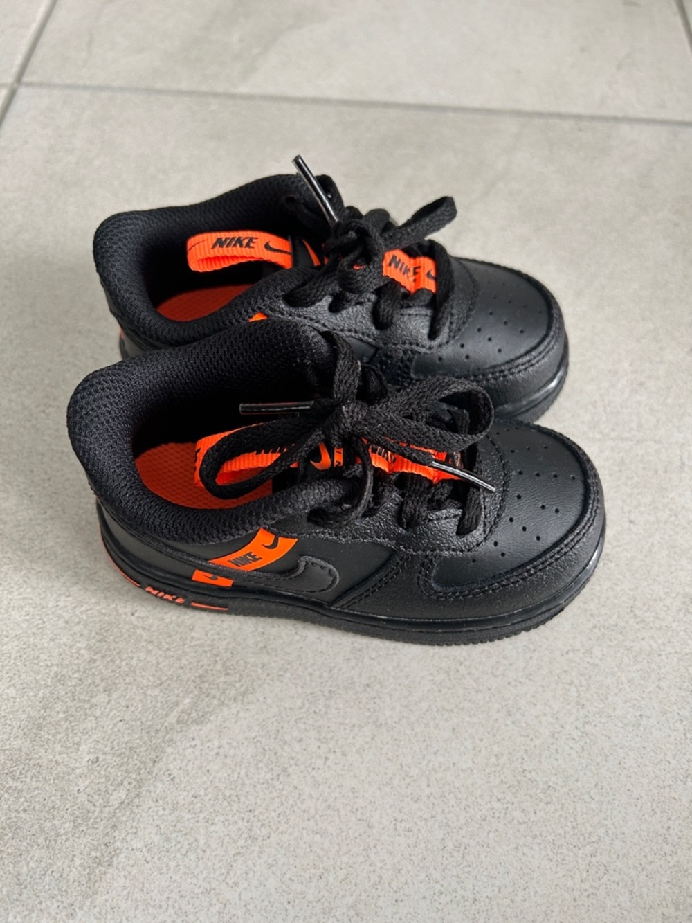 Nike Force 1 LV8 KSA TD